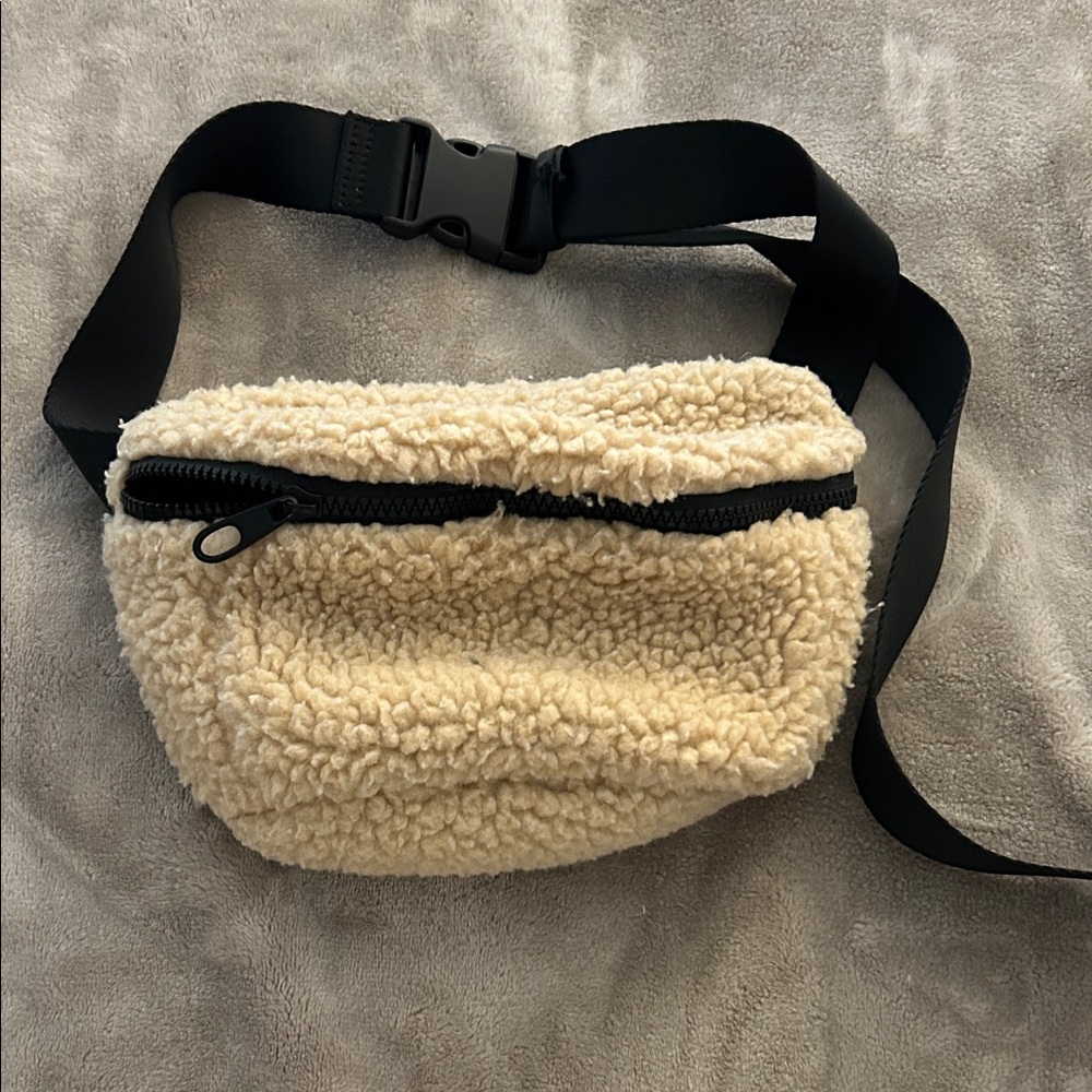 Fabletics Sherpa Fleece Belt Bag - Cream with Black Strap